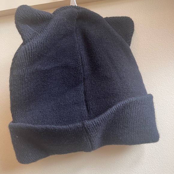 Black Car Beanie Hat - Picture 4 of 4